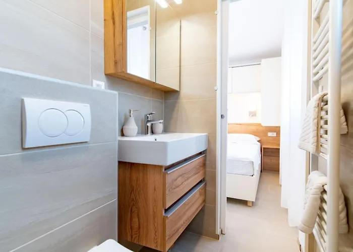 아파트 Arti Homes Rab Banjol - Two Bedroom With Terrace Arti 4 Banjol