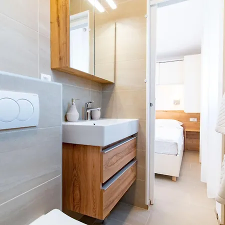 Lägenhet Arti Homes Rab Banjol - Two Bedroom With Terrace Arti 4 Banjol